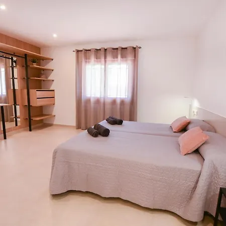 Perles - Grupo Antonio Perles Villa